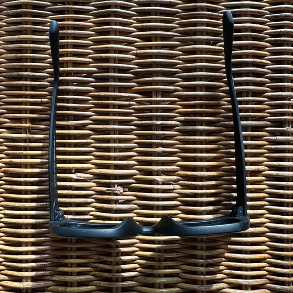 TOMS Sydney Traveler Matte Black Cat-Eye Sunglasses main image 5